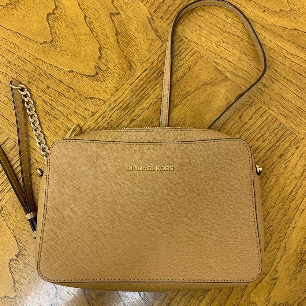 Michael Kors tan crossbody